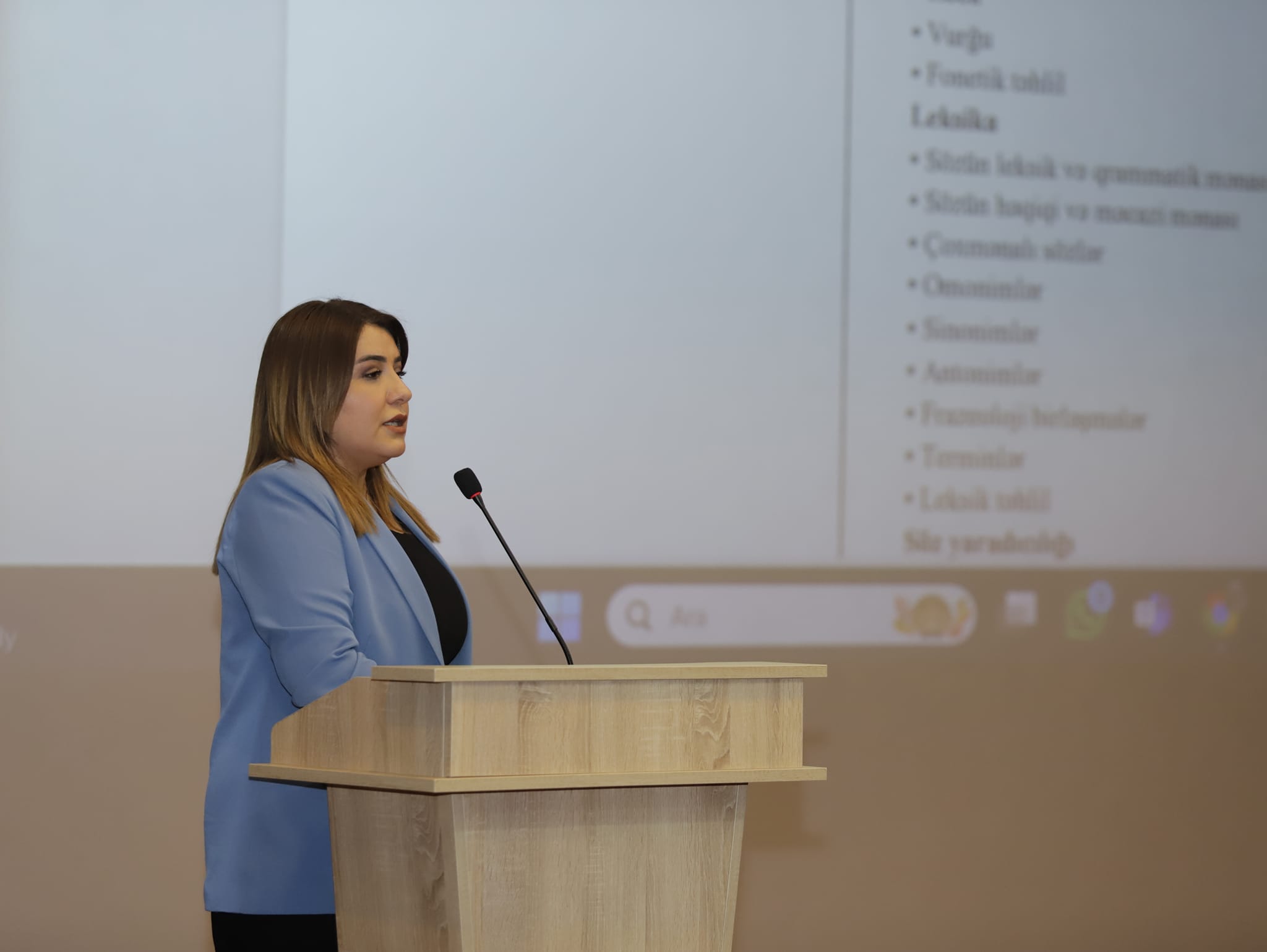 Naxçıvanda sertifikatlaşdırma imtahanlarında iştirak edəcək müəllimlərlə maarifləndirici görüş keçirilib